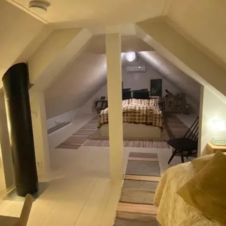 Apartamento Guesthouse Kaersaemaeki Kärsämäki
